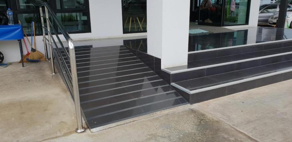The Bed Hotel Phitsanulok Εξωτερικό φωτογραφία