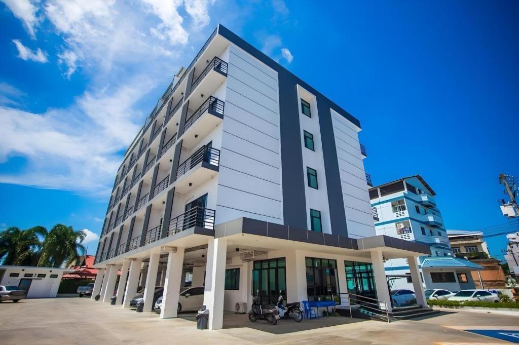 The Bed Hotel Phitsanulok Εξωτερικό φωτογραφία