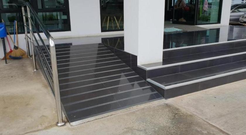 The Bed Hotel Phitsanulok Εξωτερικό φωτογραφία