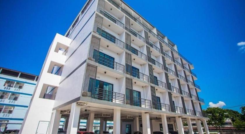 The Bed Hotel Phitsanulok Εξωτερικό φωτογραφία